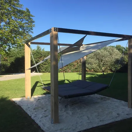 Domaine Chamarel Holiday home Saint-Paulet-de-Caisson