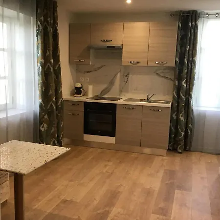 Domaine Chamarel Holiday home Saint-Paulet-de-Caisson