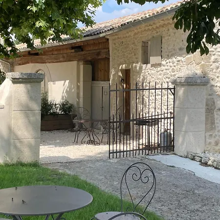 Semesterbostad Domaine Chamarel Saint-Paulet-de-Caisson