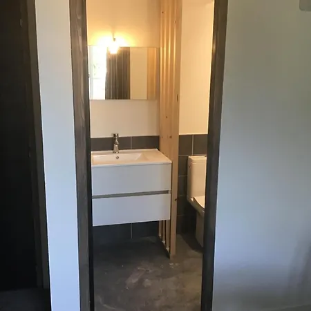 Domaine Chamarel Hébergement de vacances Saint-Paulet-de-Caisson